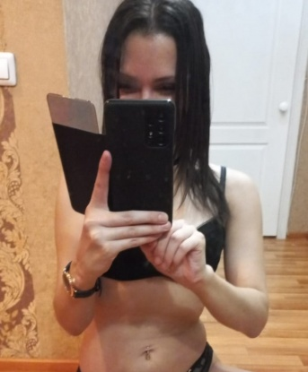 Милая и развратная девушка с аппетитной фигурой ждет встречи с порядочным и щедрым мужчиной. Готова устроить настоящий праздник страсти и наслаждения! 10518, 26 лет